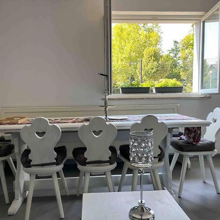 Appartamento Nuovo E Confortevole Montecchio Maggiore Bagian luar foto